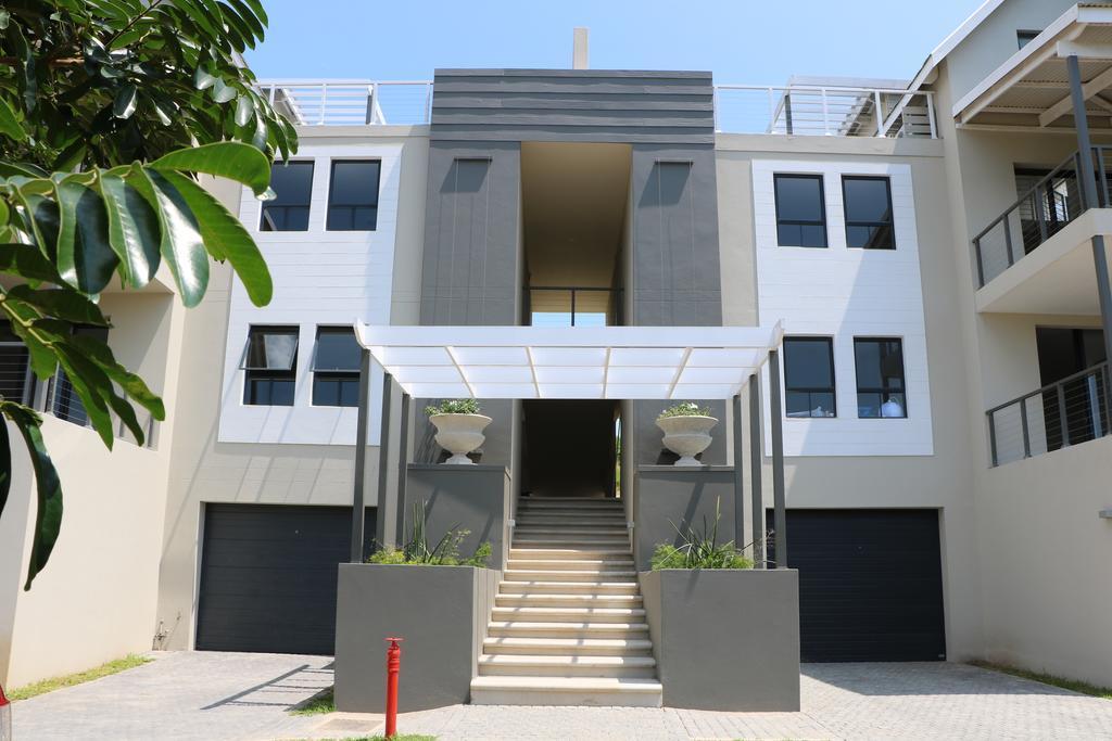 Apartments On The Eighteenth At Prince'S Grant Golf Estate Blythedale Beach Exterior photo