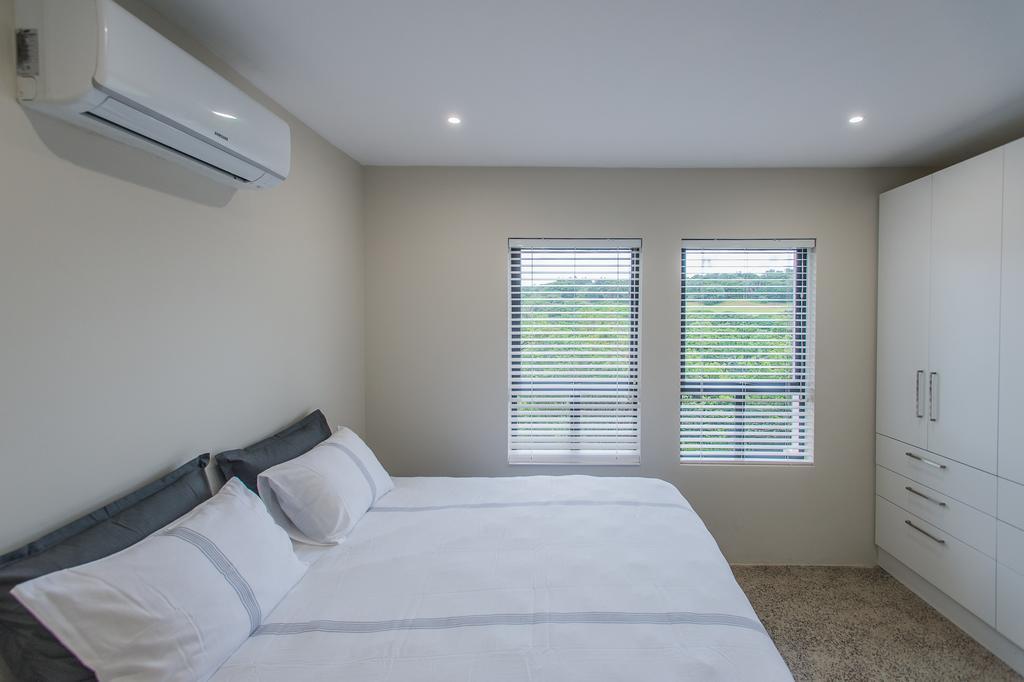 Apartments On The Eighteenth At Prince'S Grant Golf Estate Blythedale Beach Exterior photo
